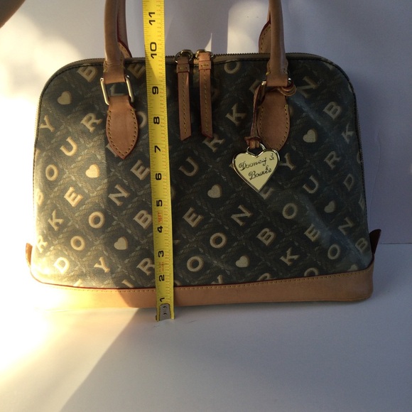 Dooney & Bourke Dome Shoulder Satchel Leather Handbag Crossword Tan Gray Gold - Picture 4 of 16